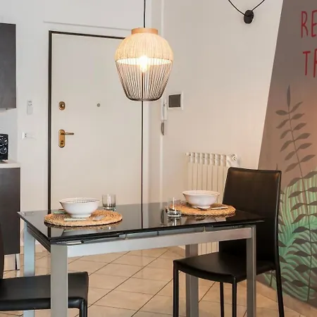 56 Direttamente Sul Mare - Red Tropical * דיאנו מרינה