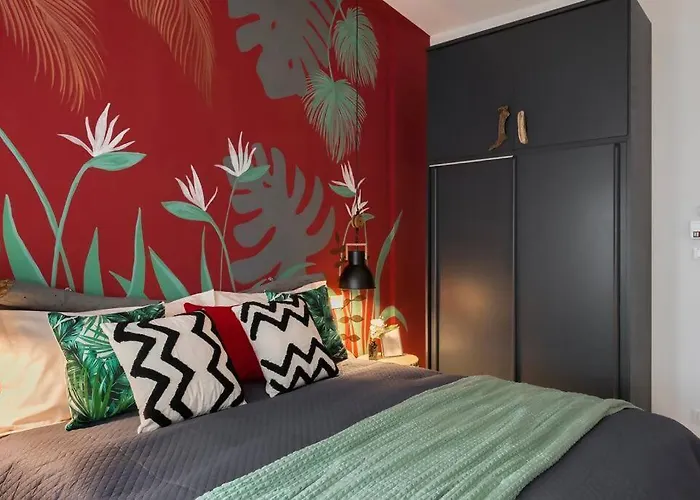 56 Direttamente Sul Mare - Red Tropical Апартаменты Диано-Марина